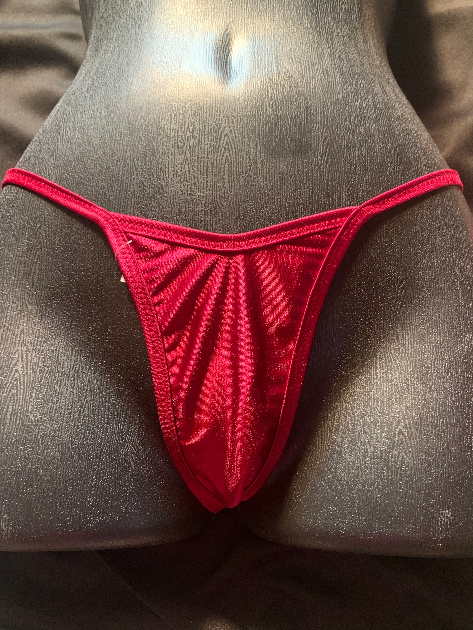 1041 Y Back G-String Thong-The Edge OK