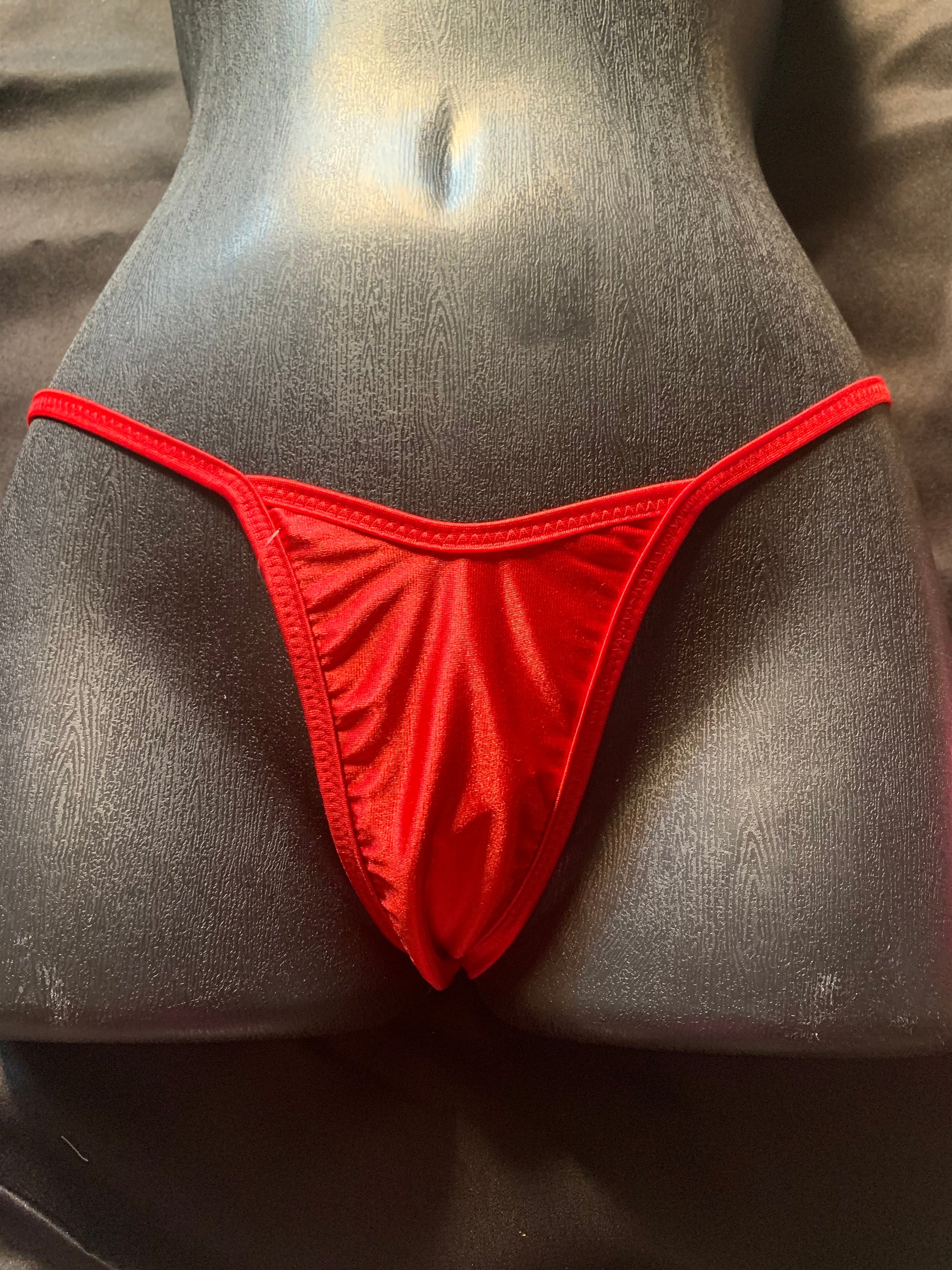 1041 Y Back G-String Thong-The Edge OK