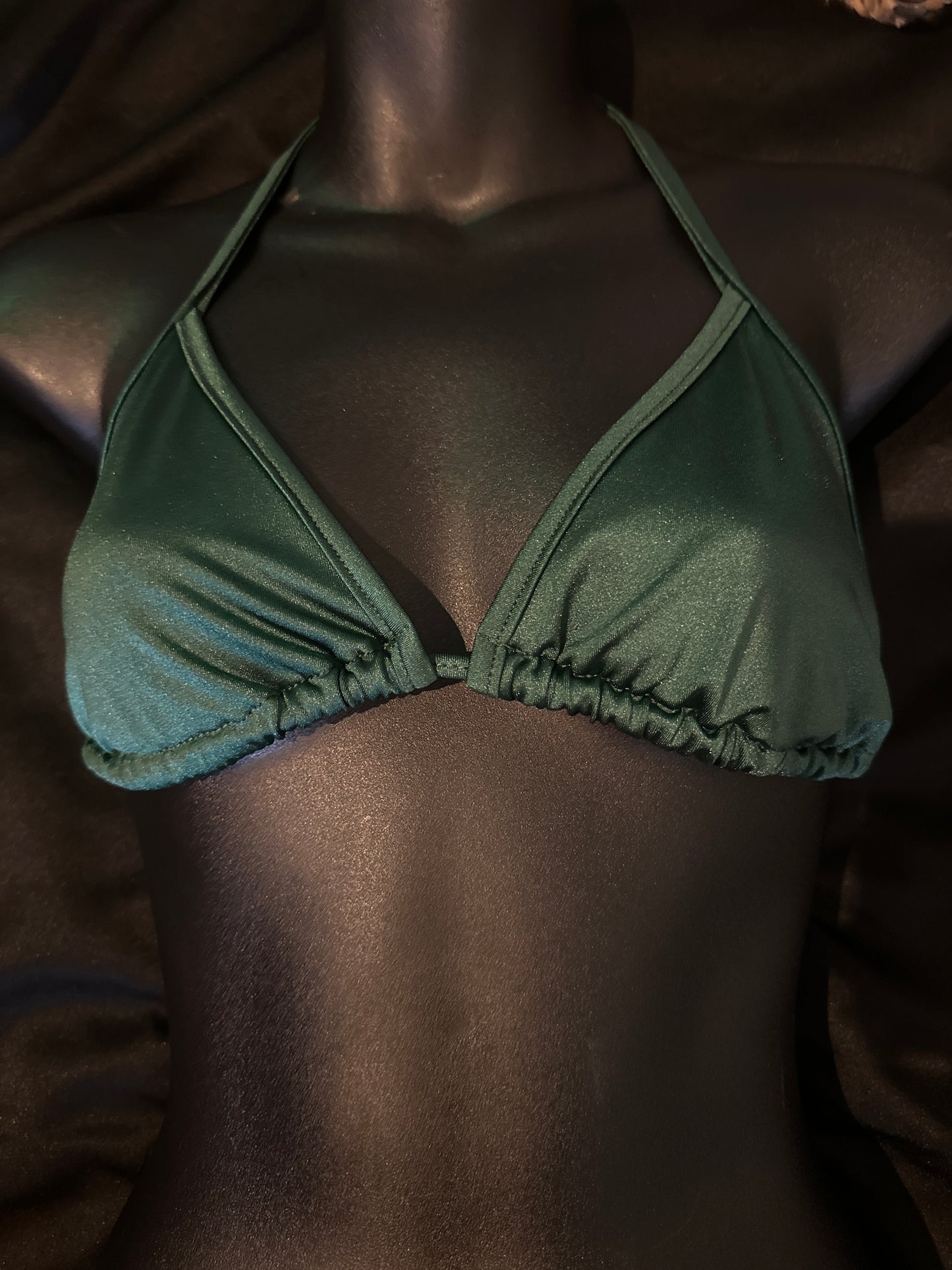 Body Language 100 Bikini top-The Edge OK